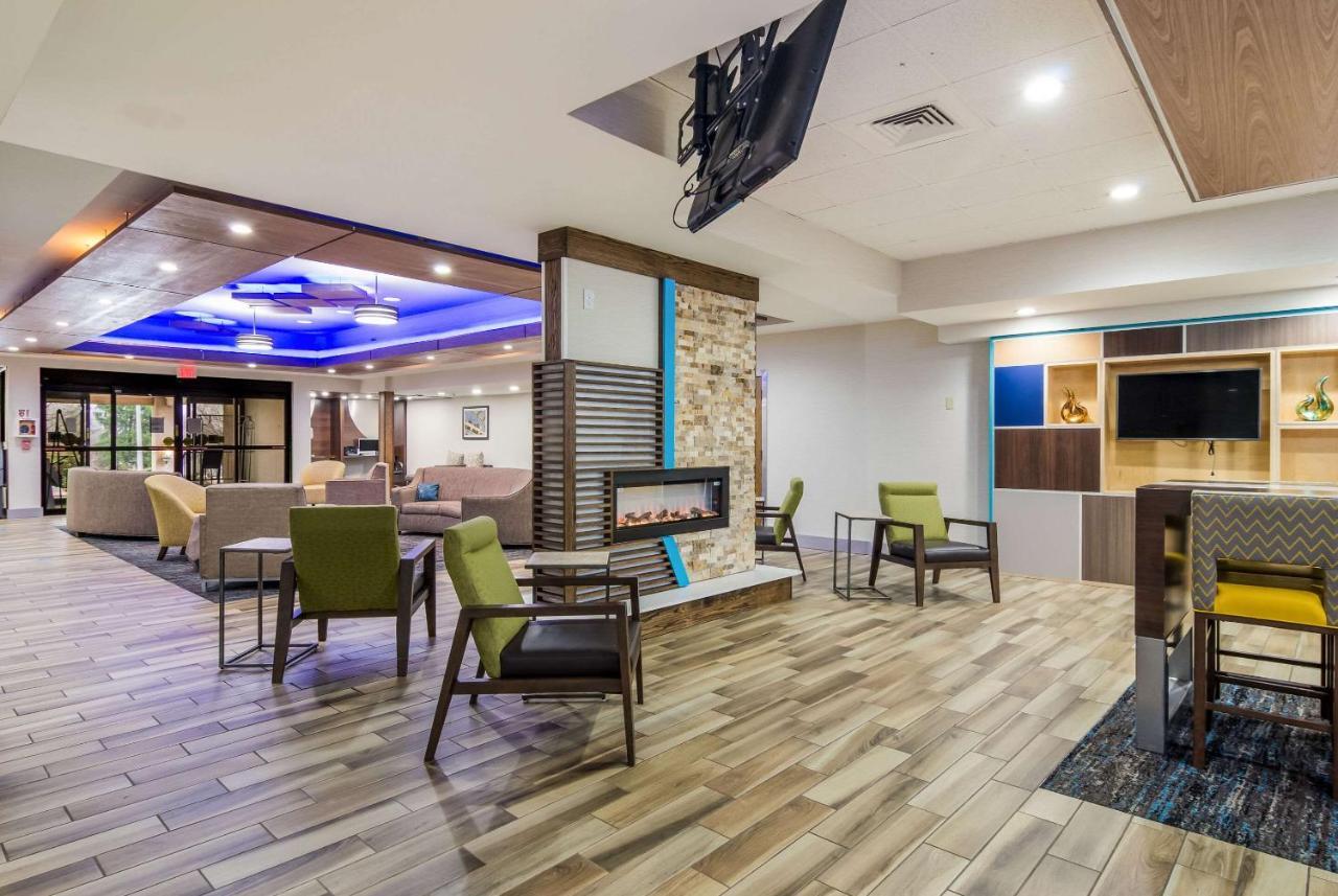 Comfort Inn & Suites Montrose Hill Extérieur photo