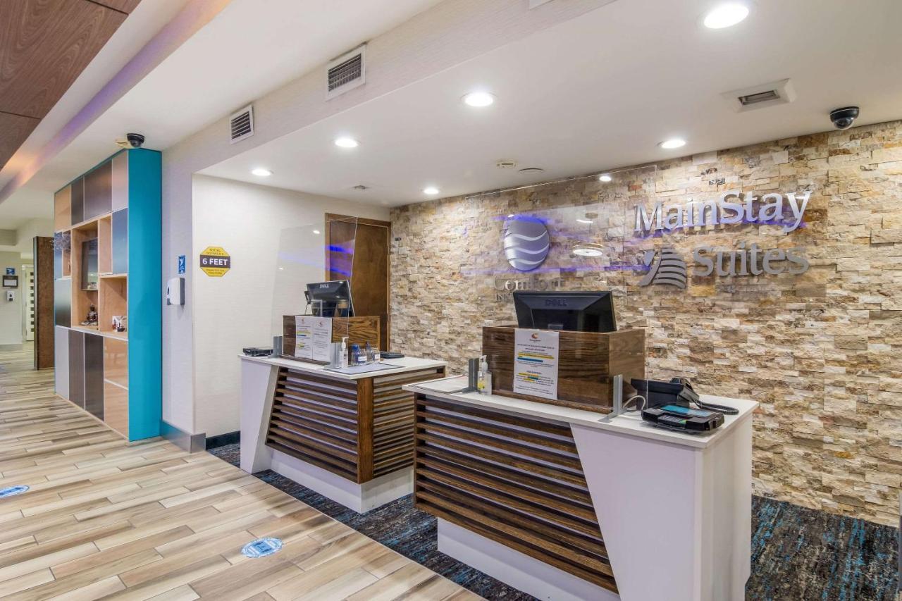 Comfort Inn & Suites Montrose Hill Extérieur photo