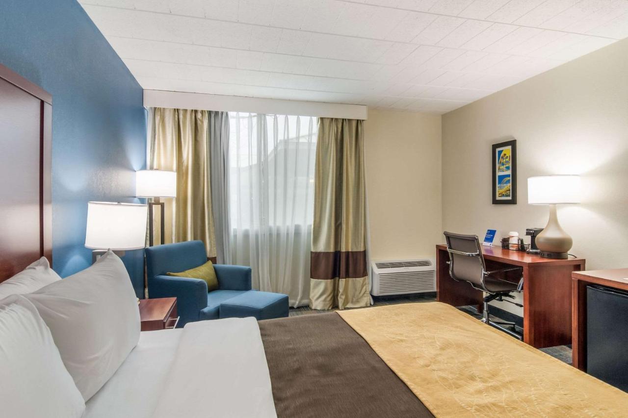 Comfort Inn & Suites Montrose Hill Extérieur photo