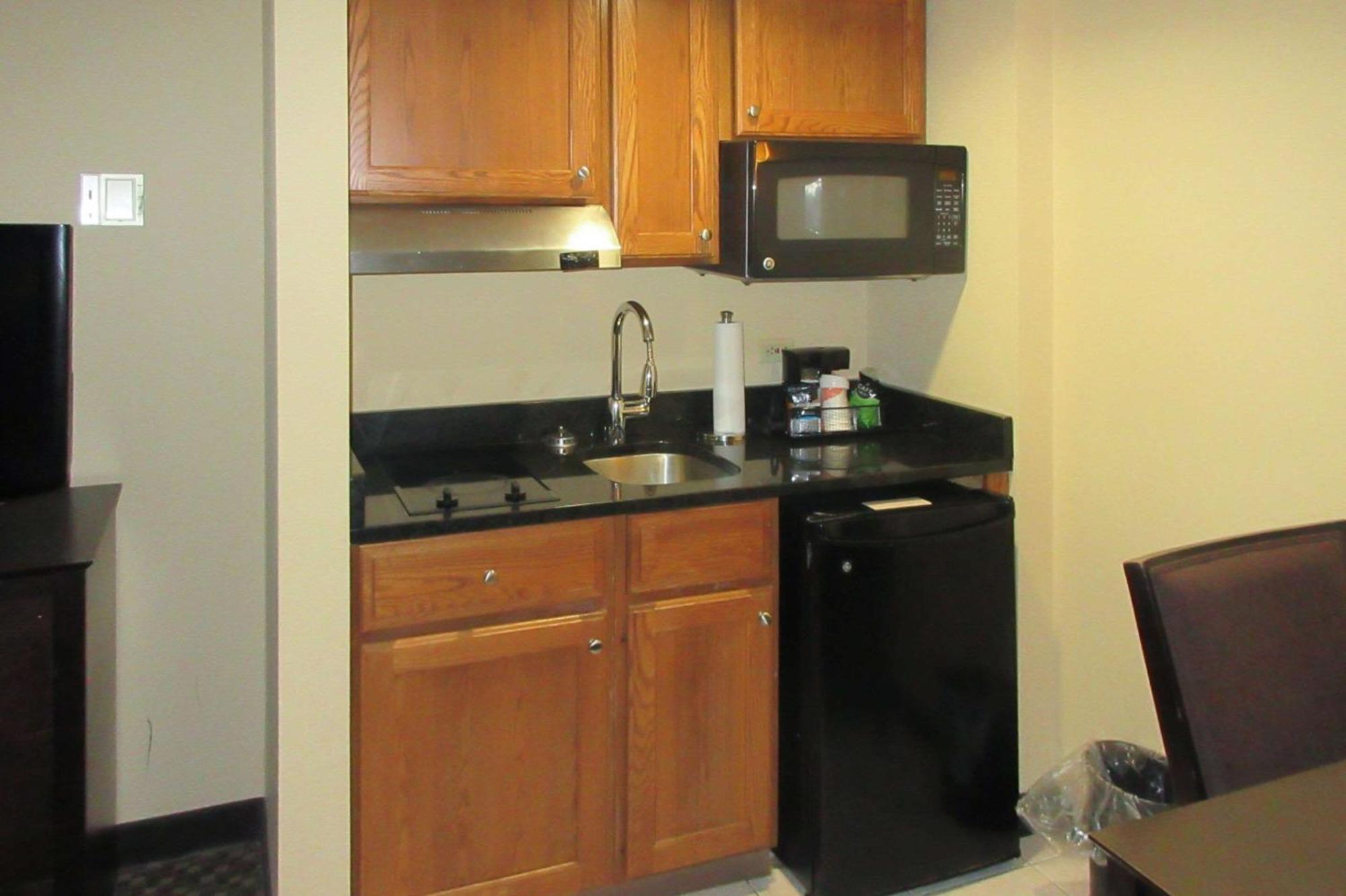 Comfort Inn & Suites Montrose Hill Extérieur photo