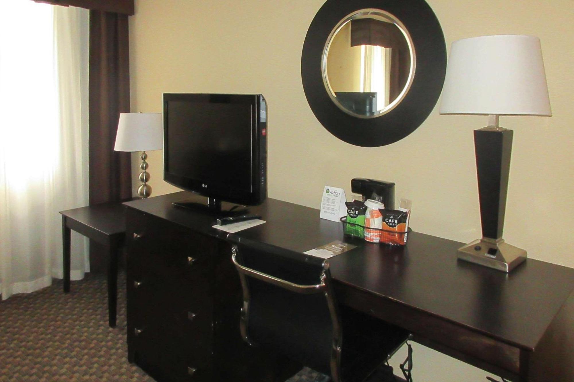 Comfort Inn & Suites Montrose Hill Extérieur photo